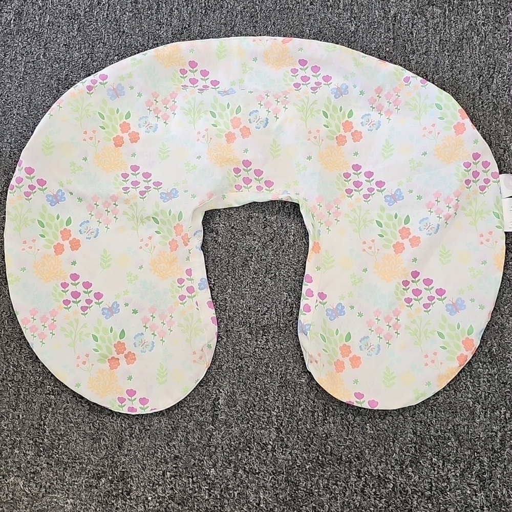 Boppy Baby Pillow Cover Floral White